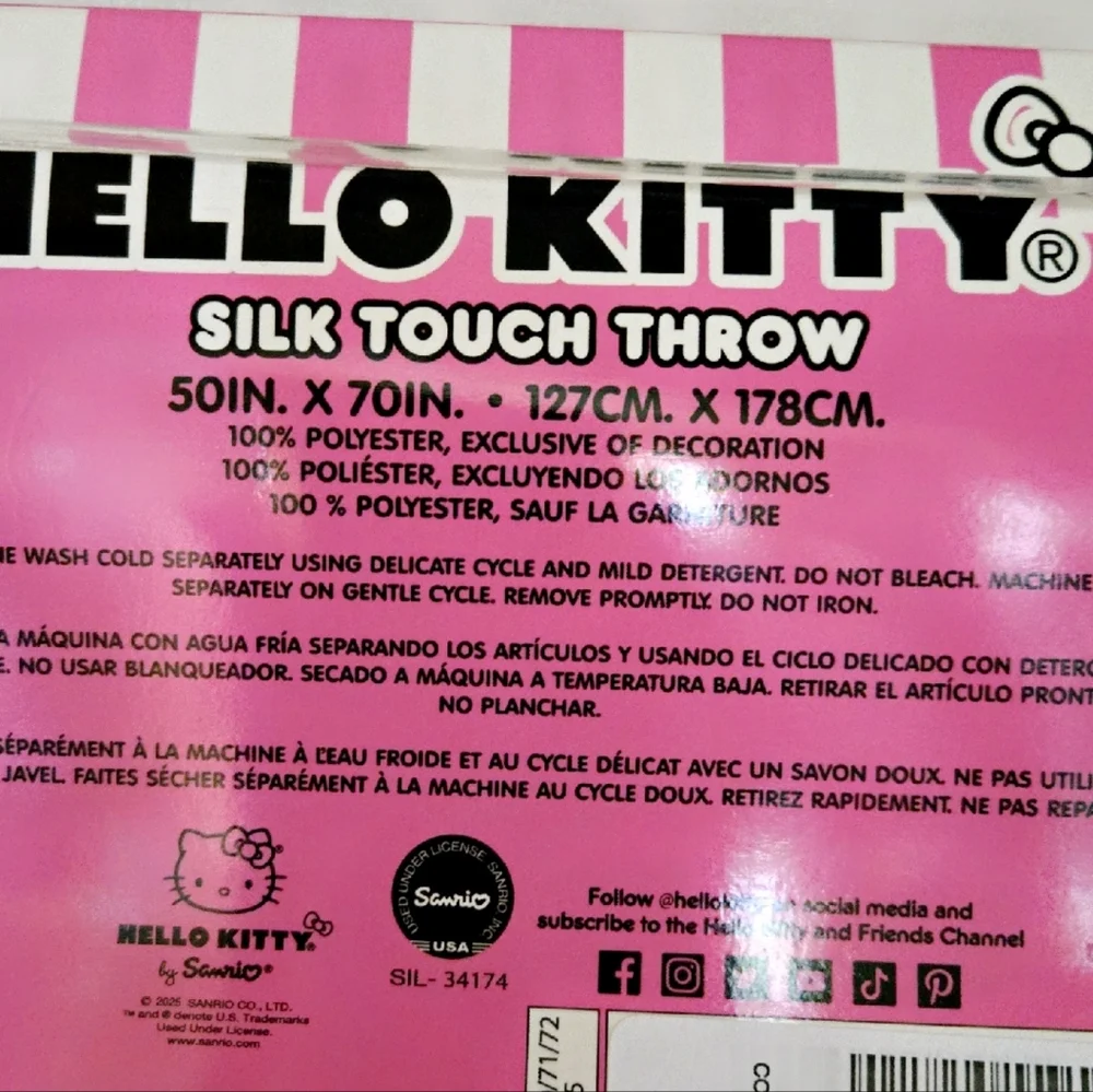 Hello Kitty Purple Halloween Silk Touch Throw Blanket